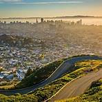 Where is Lands End Lookout in San Francisco?2