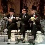 The Morecambe & Wise Show (1968 TV series)4