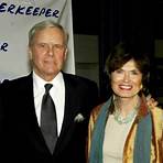 Who is Tom Brokaw married to?2