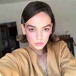 Who are Brigette Lundy-Paine parents?4