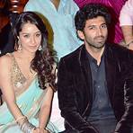 aditya roy kapur girlfriend3