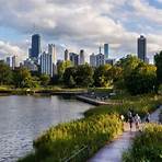 why should you visit assiniboine park in chicago and chicago city hall4