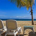 Is Bahia de las Aguilas the best beach in the Dominican Republic?1