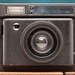 polaroid camera1