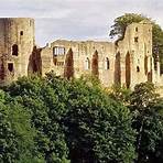 Middleham Castle wikipedia2