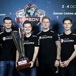Are there any open positions at Astralis?2