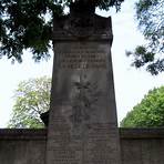 Montparnasse Cemetery wikipedia2