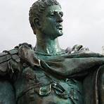 statue of constantine the great3