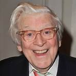 Jimmy Perry5