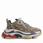 What are some of the most popular Balenciaga shoes?1