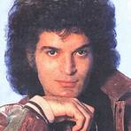Still Hurts to Be in Love Gino Vannelli1