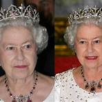 queen elizabeth tiara collection4