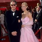 who wore a red carpet dress at the 1999 oscars video clips funny2