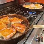 what is the carbon content of cast iron skillet2