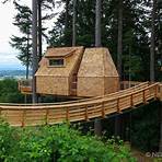 Lifted Lodge Treehouse1