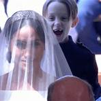 royal wedding day 2022 images funny1