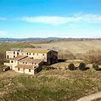 homes for sale in tuscany italy countryside area2