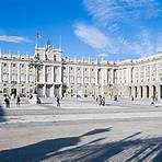 what is the name of the palace in spain malaga madrid near1