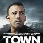 the town película online4