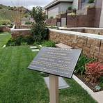 Mount Sinai Memorial Park Cemetery wikipedia3