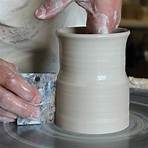broken rim how to fix big ceramic=look vase with gold trim2