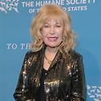 how old is loretta swit today3