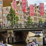 is amsterdam a good place to travel in canada at the summer3