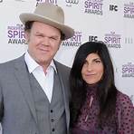 Who is John C Reilly wife Alison Dickey?1