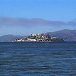 how far is san francisco bay from alcatraz located2