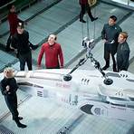 Is Alice Eve a woman in Star Trek Into Darkness?2