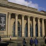 What is Sheffield City Hall?3