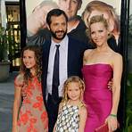 judd apatow and leslie mann daughters2