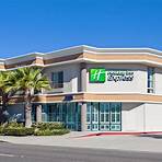 what attractions are near holiday inn express newport beach3