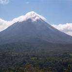 Are there hiking trails in Costa Rica?4