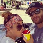 Who is Jensen Ackles wife?4