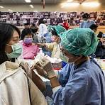 台灣疫情爆發,為何每天數萬人染疫?1