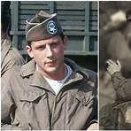 band of brothers cast and real soldiers1