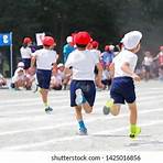are there any royalty free pictures of kids field day at school4