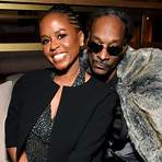 how did snoop dogg and dr dre meet his wife1