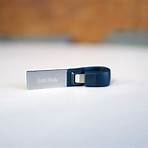 What is SanDisk iXpand Flash Drive?2