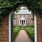 Is the Kenmore Plantation a good place to visit?2