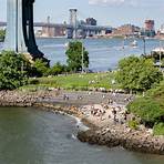 is brooklyn bridge park open to the public in chicago3