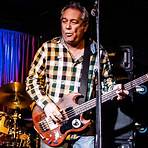 Mike Watt and the Secondmen1