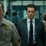 What is the difference between Mindhunter and the killing?4