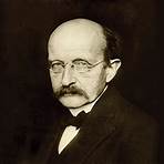 How did Planck's family die?1