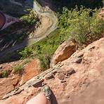 Can you hike Angels Landing?4
