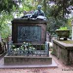 Montparnasse Cemetery wikipedia1