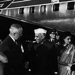 Prime Minister Nehru Makes First Visit to Hollywood3