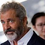 Did Mel Gibson and Atwood have a baby?4
