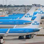 Is Amsterdam Schiphol a good airport?3